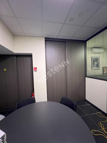 A vendre CHALON SUR SAONE axe tres passant bureaux - 95.37 m2