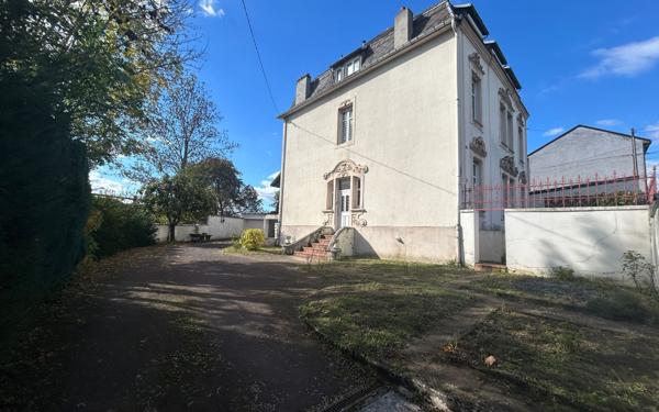 Maison à vendre    9 pièces •  Hayange