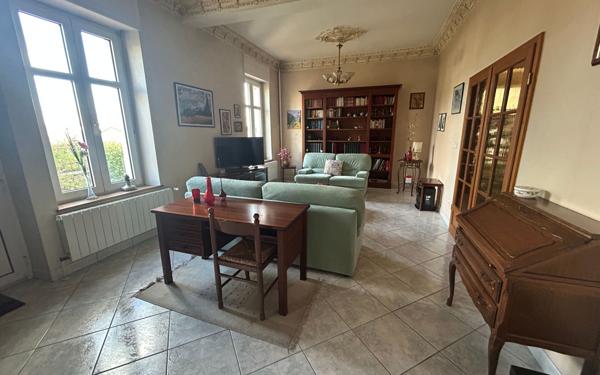 Maison à vendre    9 pièces •  Hayange