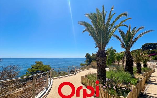 Appartement à vendre    3 pièces • 82 m2 Bandol