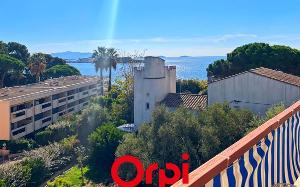 Appartement à vendre    3 pièces • 82 m2 Bandol
