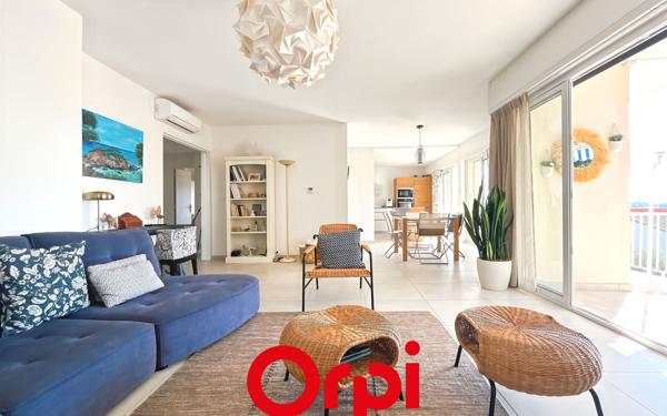 Appartement à vendre    3 pièces • 82 m2 Bandol