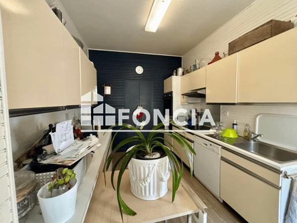 À vendre Maison 6 pièces 211 m² - Niort 79000