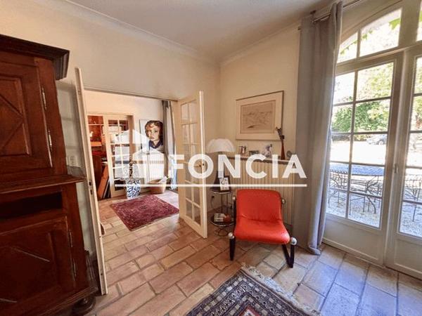 À vendre Maison 6 pièces 211 m² - Niort 79000