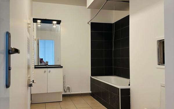 Appartement à vendre    2 pièces • 47,50 m2 Nanterre