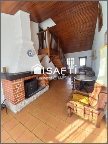 Belle maison sur très beau parc à quelques minutes de Carcassonne.