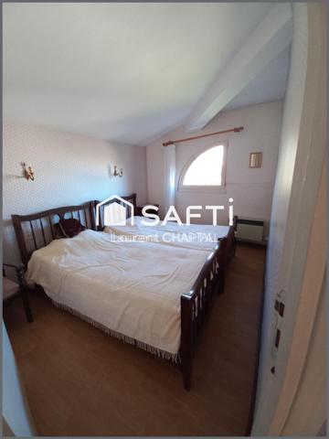 Belle maison sur très beau parc à quelques minutes de Carcassonne.