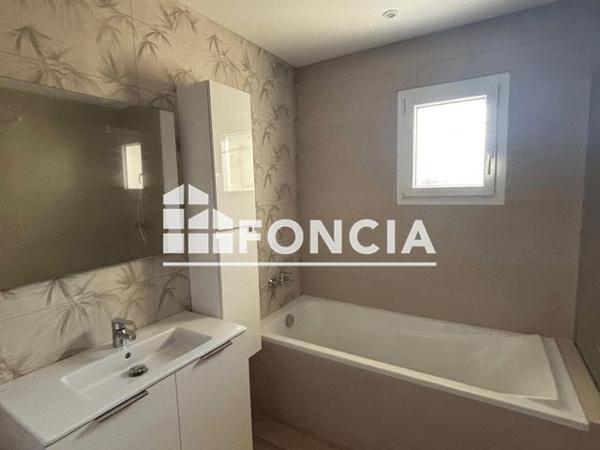 Location Maison 4 pièces 78.1 m² - 25 IMPASSE DES ROSES Chanas 38150