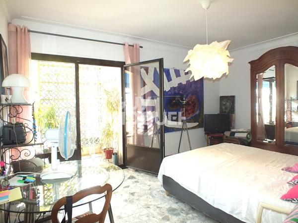 À vendre : T4 Appartement de standing proche remparts