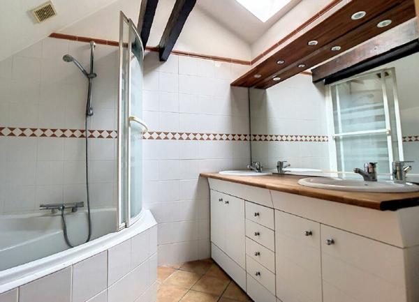 Maison à vendre    4 pièces •  Brive-la-Gaillarde