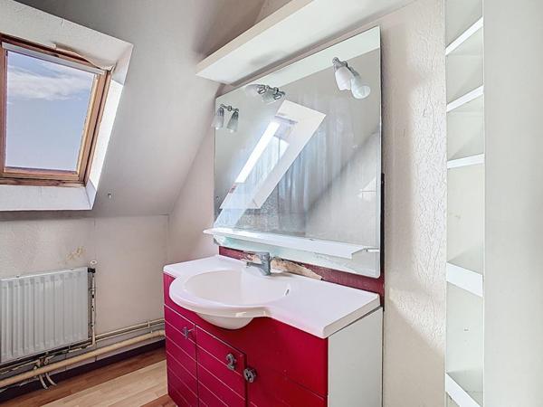 APPARTEMENT T3 - 69M² - 2 CHAMBRES - PLACE DE PARKING PRIVATIVE - CAVE - 60180 NOGENT SUR OISE