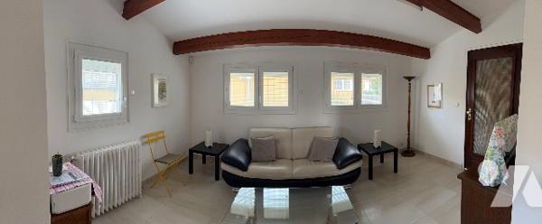 Maison de plain pied en parfait état d'entretien