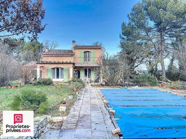 Rians Villa T5 avec piscine et garage sur 4500 m² de terrain plat