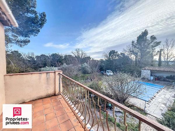 Rians Villa T5 avec piscine et garage sur 4500 m² de terrain plat