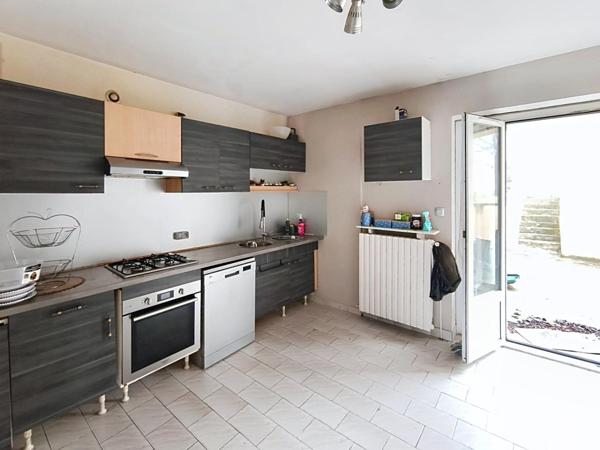 Beau potentiel et terrain agréable