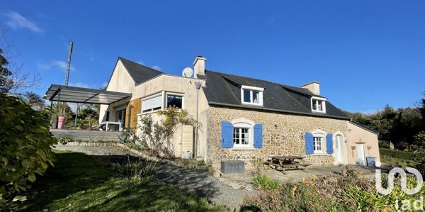 Maison traditionnelle 5 pièces de 140 m² à Plourivo (22860)