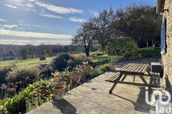 Maison traditionnelle 5 pièces de 140 m² à Plourivo (22860)