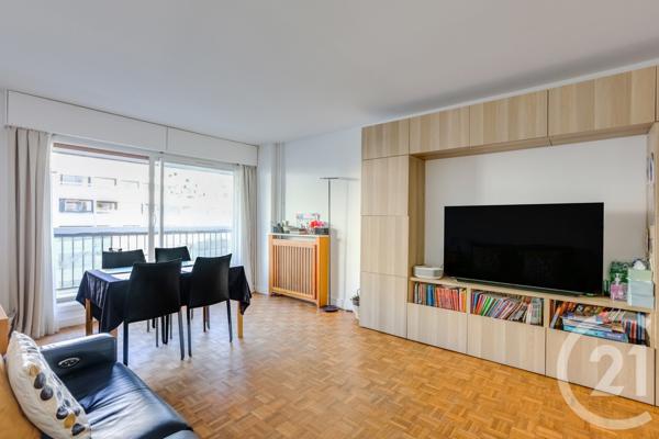 Appartement F3 à vendre  3 pièces - 66,38 m2 PARIS - 75015