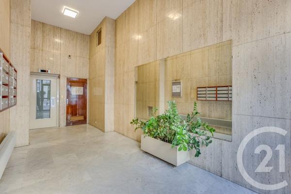 Appartement F3 à vendre  3 pièces - 66,38 m2 PARIS - 75015