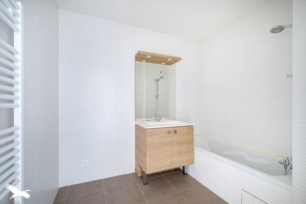 Appartement 255 000 € Villeurbanne 3 p 59 m² DPE C