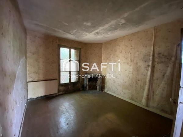 A rénover - Maison Meulières - 6 pièces - 124m²