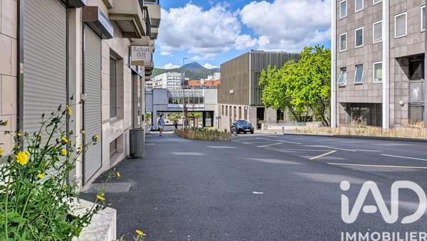 Murs commerciaux  à vendre 100,1 m² Clermont-Ferrand