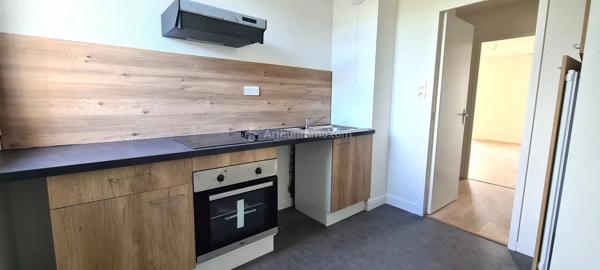 Location                                                      Appartement
                        
                     4 pièces                      78 m2                     à Saint-Juéry