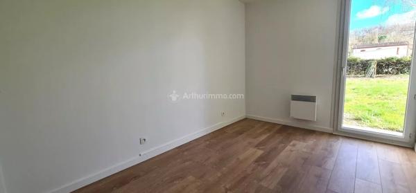 Location                                                      Appartement
                        
                     4 pièces                      78 m2                     à Saint-Juéry