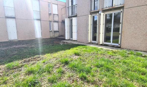 Location                                                      Appartement
                        
                     4 pièces                      78 m2                     à Saint-Juéry