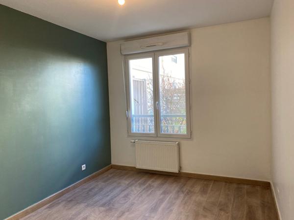 Quartier Montholon appartement 3 pièces + garage