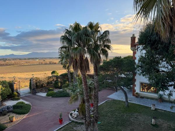 EXCEPTIONNEL DOMAINE VITICOLE VUE MER ET MONTAGNE