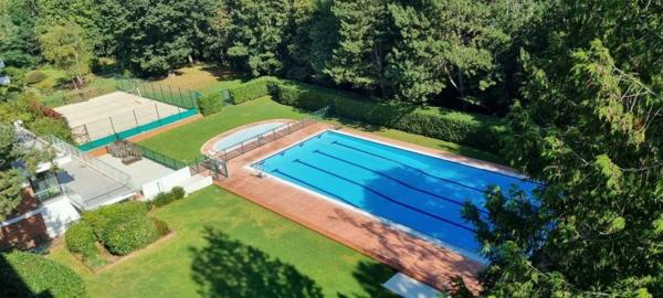 Jouy-en-Josas (78350) Très jolie appartement avec vue