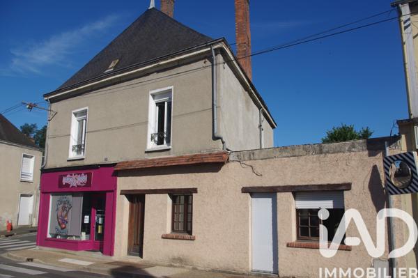 Immeuble à vendre 235 m² Bessé-sur-Braye