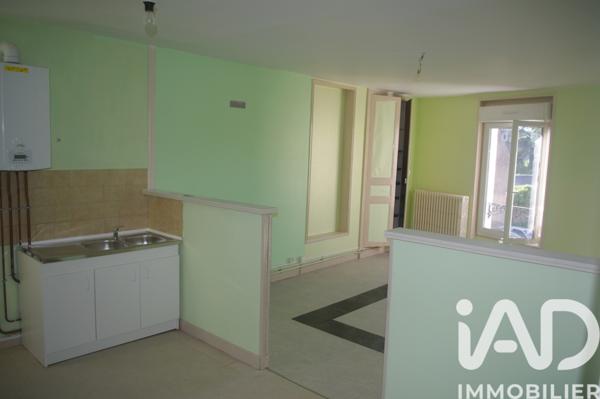 Immeuble à vendre 235 m² Bessé-sur-Braye