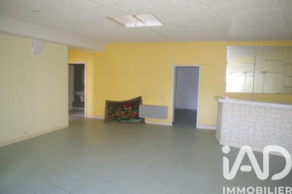 Immeuble à vendre 235 m² Bessé-sur-Braye