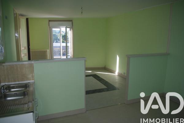 Immeuble à vendre 235 m² Bessé-sur-Braye