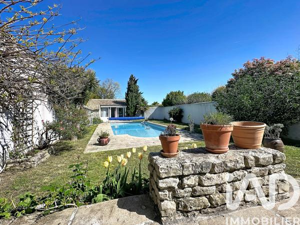 Maison à vendre 7 pièces 197,85 m² Saint-Martin-de-Ré