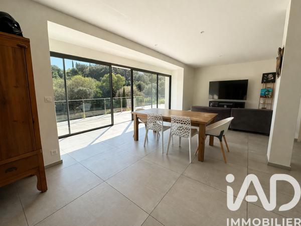 Maison à vendre 5 pièces 200 m² Carqueiranne