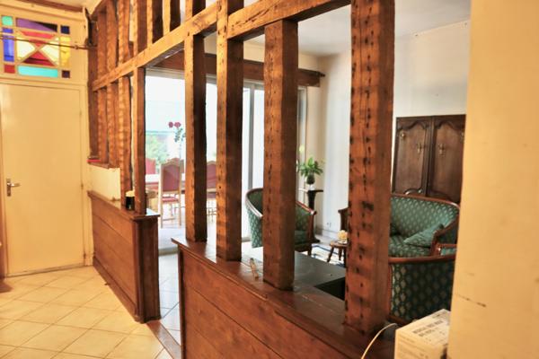 Maison à vendre 6 pièces, 4 chambres, à CHALONS EN CHAMPAGNE (51) sur une parcelle de 570m2