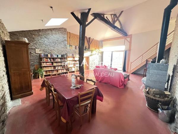 Maison à LA SEGUINIERE, 49280 - 7 pièces 234m²