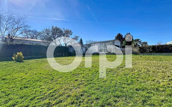 Maison à vendre    5 pièces •  Capvern