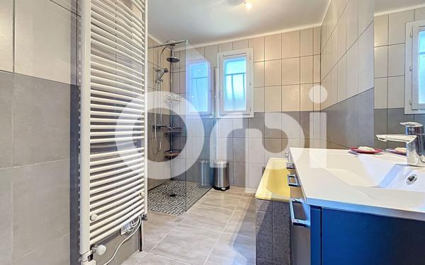 Maison à vendre    5 pièces •  Capvern