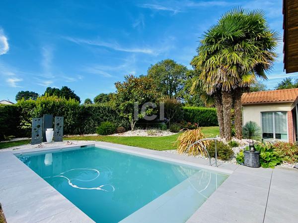 Maison Pornic 8 Pièces 186 M2