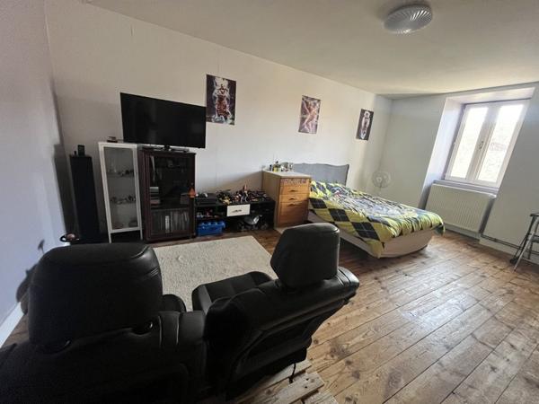 Maison à vendre |  Les Cars |  7 pièces | 180 m²