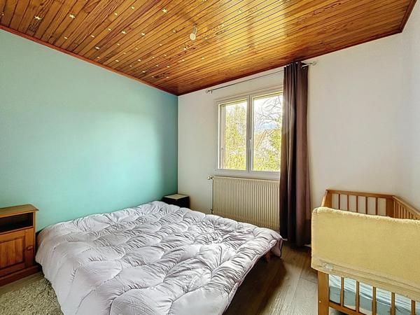 Maison 160m2 dont 80m2 Habitable sur 810 m2 de Terrain