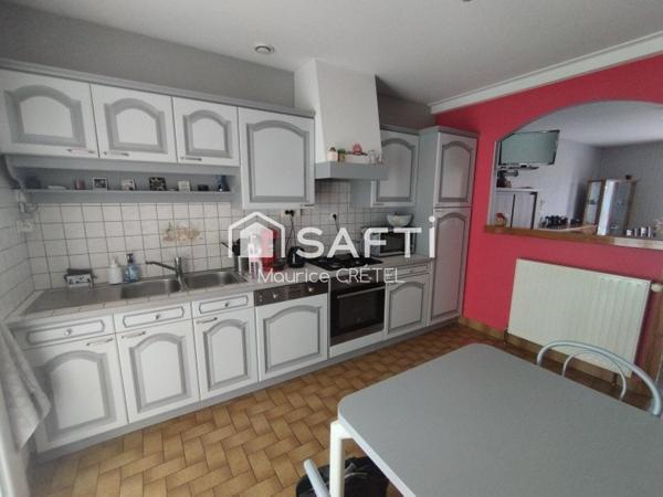 MAISON SOUS SOL +4CHS+TERRAIN 6490 M²
