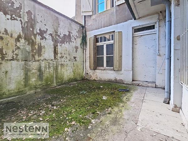 appartement à rénover _ à côté de la place de l'alliance _ profession libérale ou appartement F3