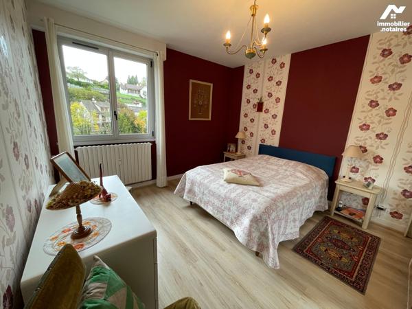 Appartement entièrement rénové de 103 m² avec vue sur Aubusson