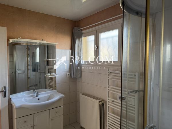 Maison 4 pièce(s) 3 chambre(s) 93 m²