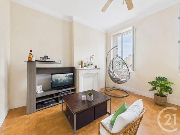 Appartement T2 à vendre  2 pièces - 45,17 m 2   TOULON  - 83